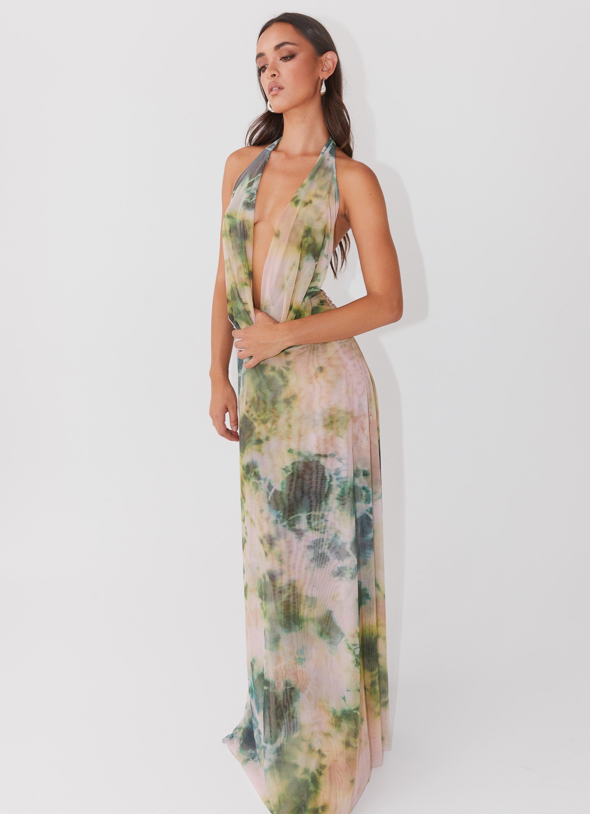 FLORAL MAXI DRESS