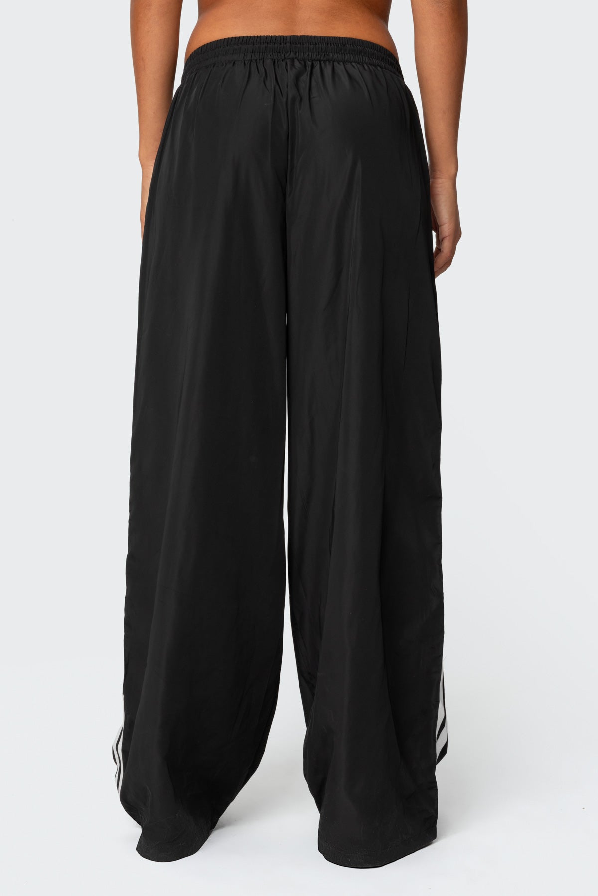 BLACK TRACK PANTS