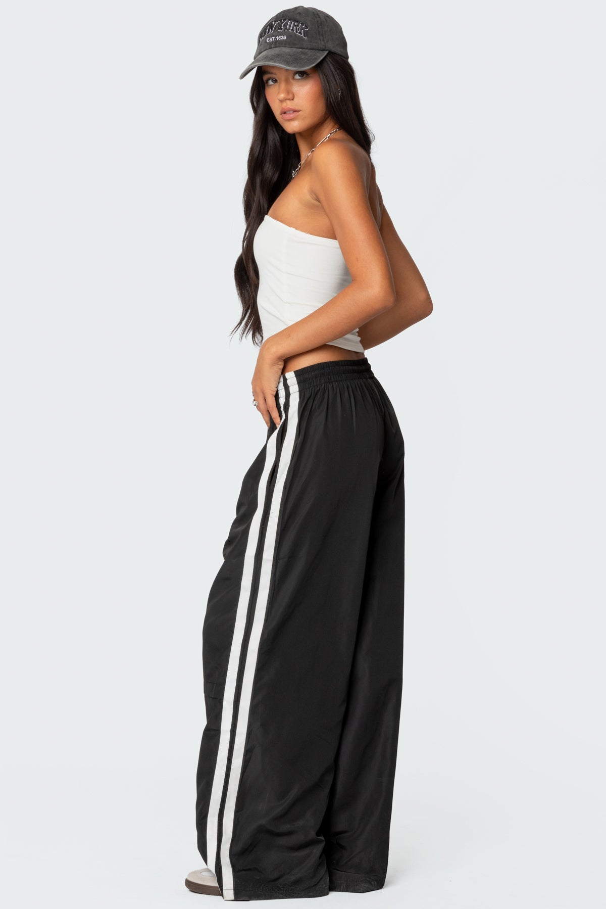 BLACK TRACK PANTS